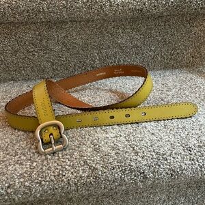 Fossil leather belt with scallop edging